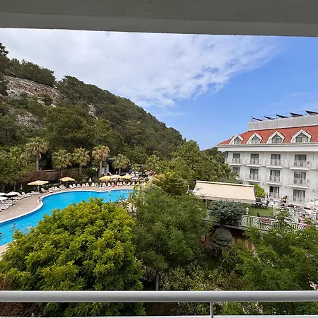 Grand Mir'amor Hotel&spa Special Category منتجع كمر